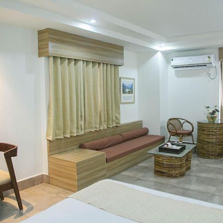 Hotel Lake Shilloi Dimāpur Zewnętrze zdjęcie