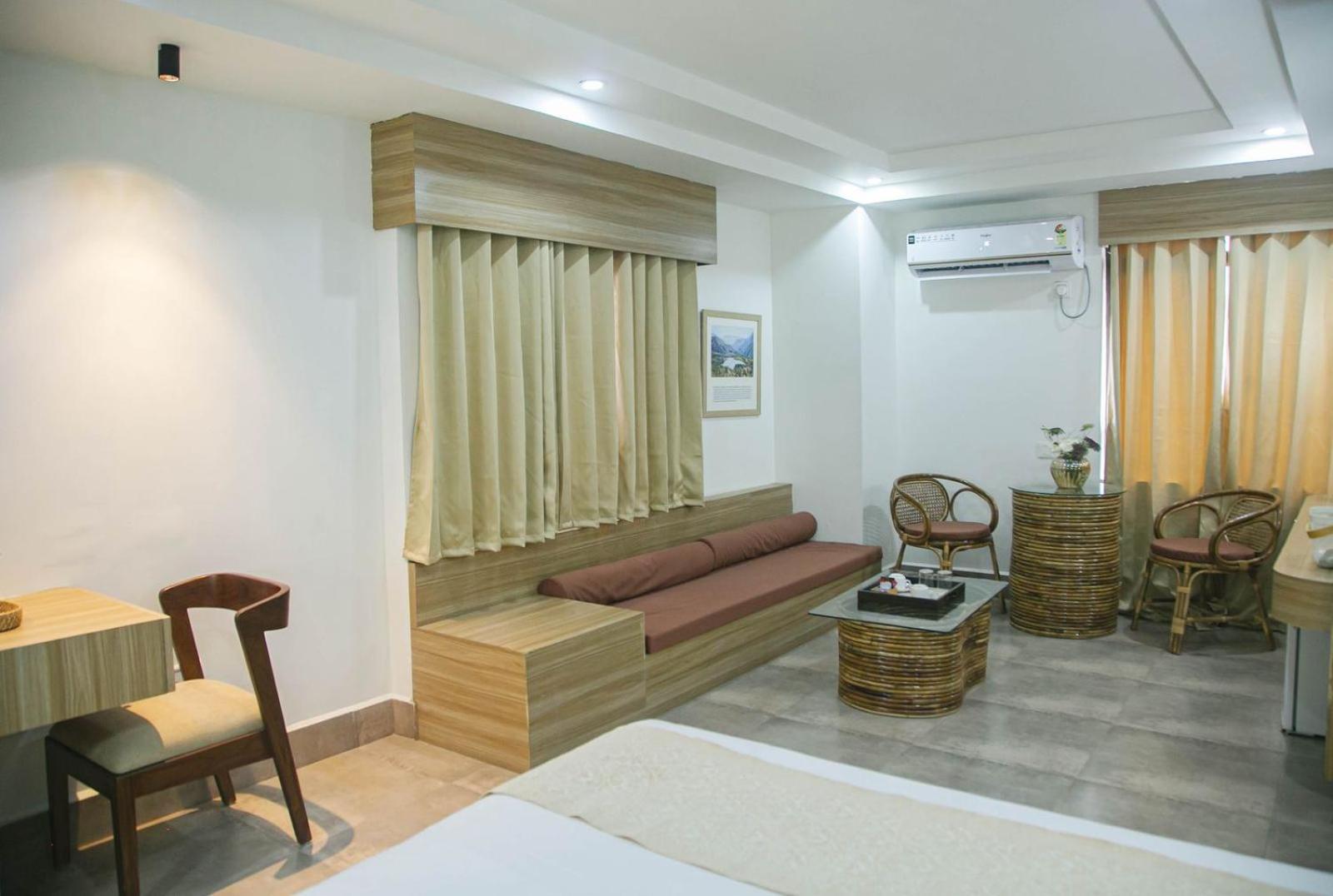 Hotel Lake Shilloi Dimāpur Zewnętrze zdjęcie
